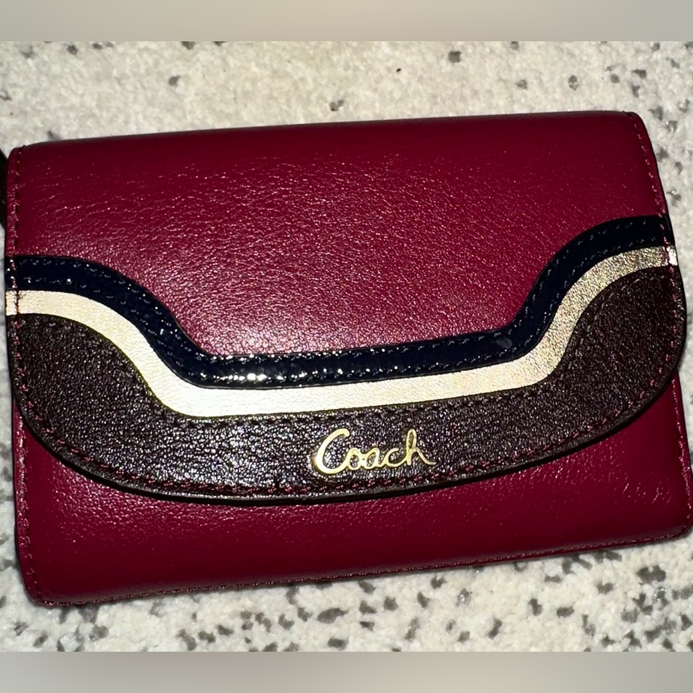 Coach Burgundy  Wallet with Sleek Design